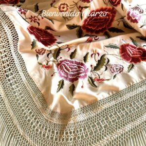 Curso de enrejado de mantón de Manila