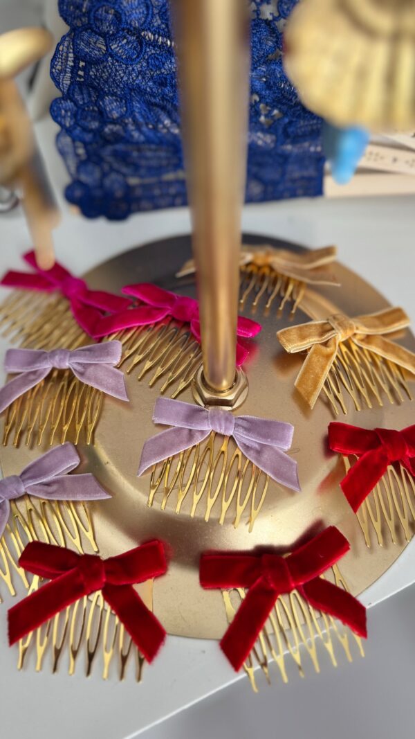 Peinecillos de 🎀