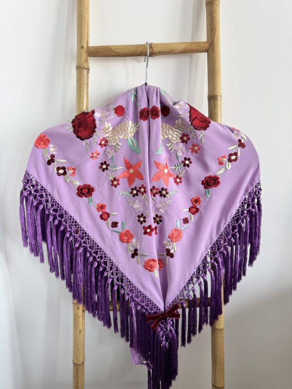 Mantón mod. Alegría malva