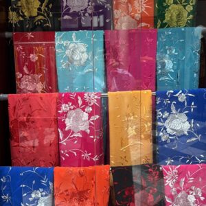 Cuadro de mantón de seda