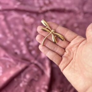 Broche libélula lisa