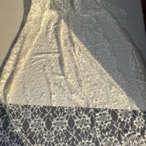 Mantilla modelo Sophia beige