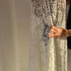 Mantilla modelo Sophia beige