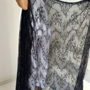 Mantilla modelo Juana