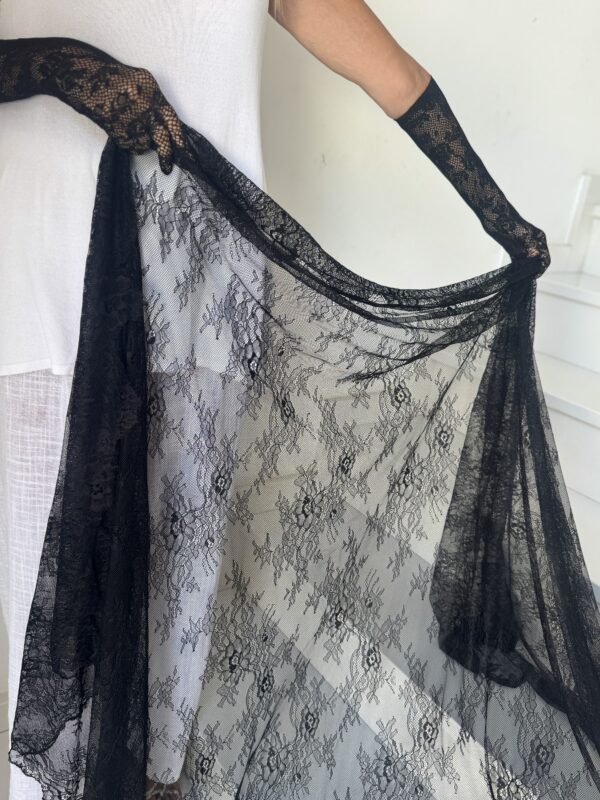 Mantilla modelo Anna