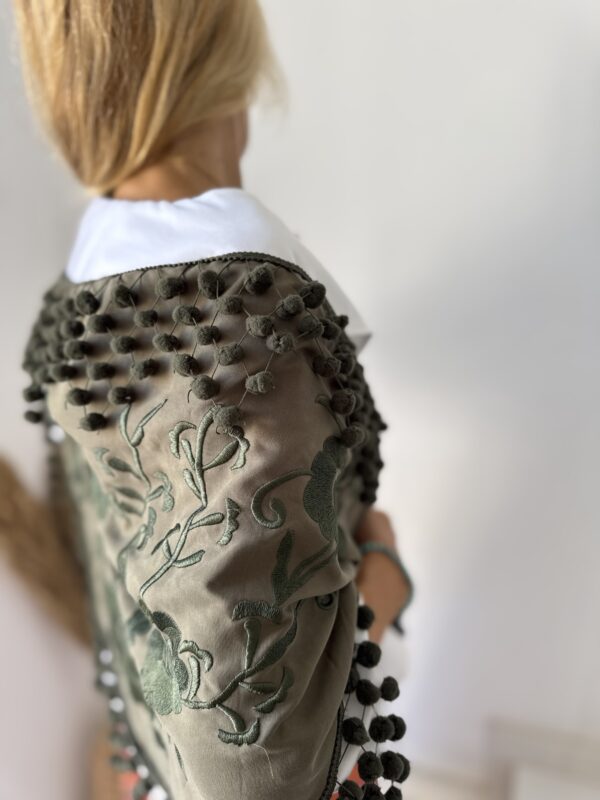 Mantón modelo madroñera - Imagen 3