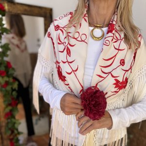 Mantón modelo colibrí