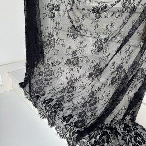 Mantilla modelo Catalina
