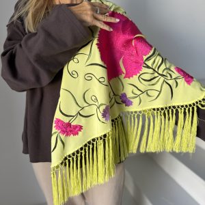 Mantón mod. Clavellina