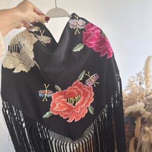 Mantón modelo Alegría