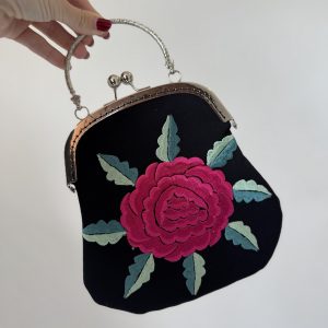 Bolso artesanal bordado