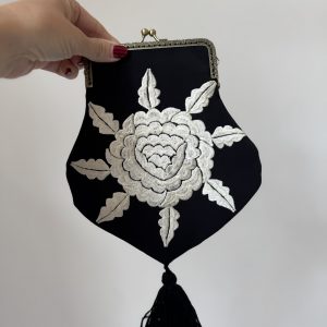 Bolso artesanal bordado