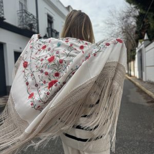 Cuadro mantón de Manila