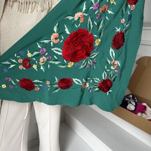 Mantón verde bord colores