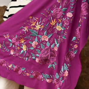 Mantón buganvilla bordado sin flecar