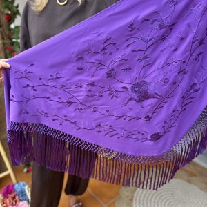 Mantón morado monocolor