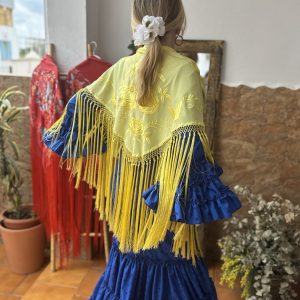 Traje modelo Andalucía azul pavo
