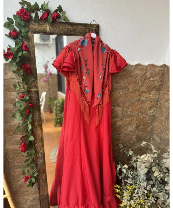 Bata modelo clavel roja