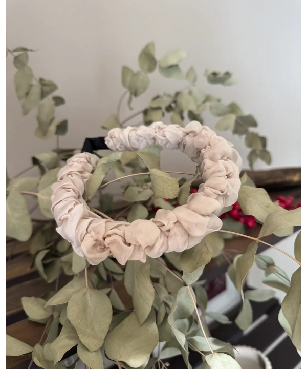 Diadema de tela de tul