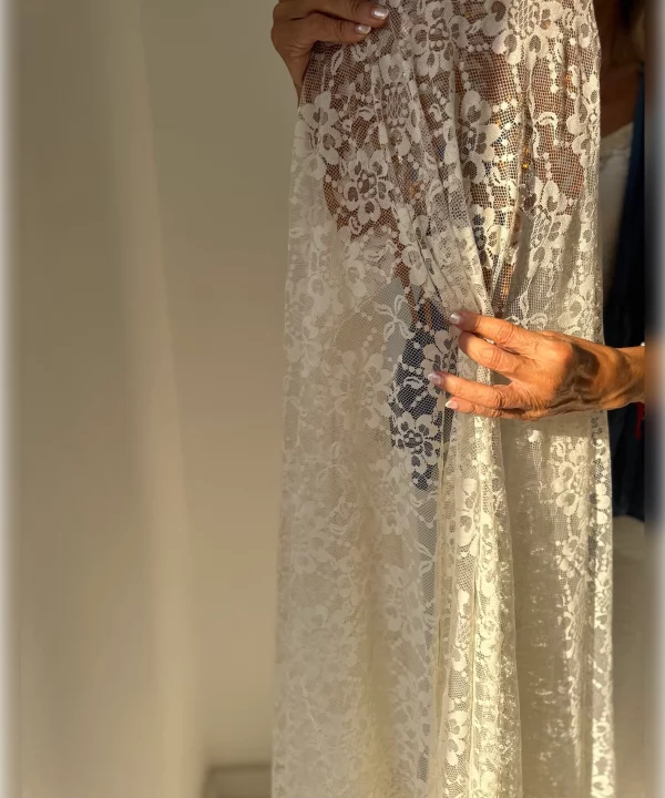 Mantilla modelo Sophia beige