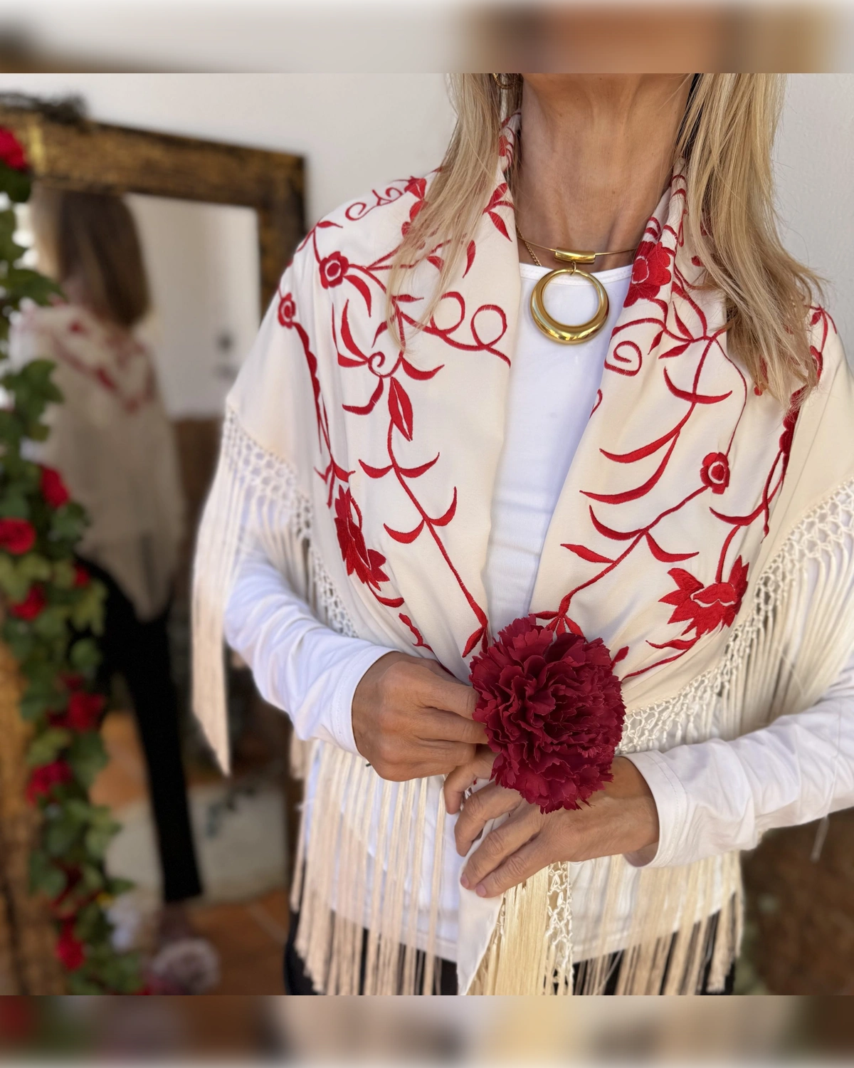 Mantón modelo colibrí