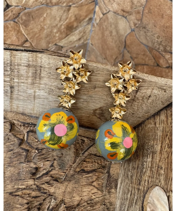 Pendientes pintados a mano